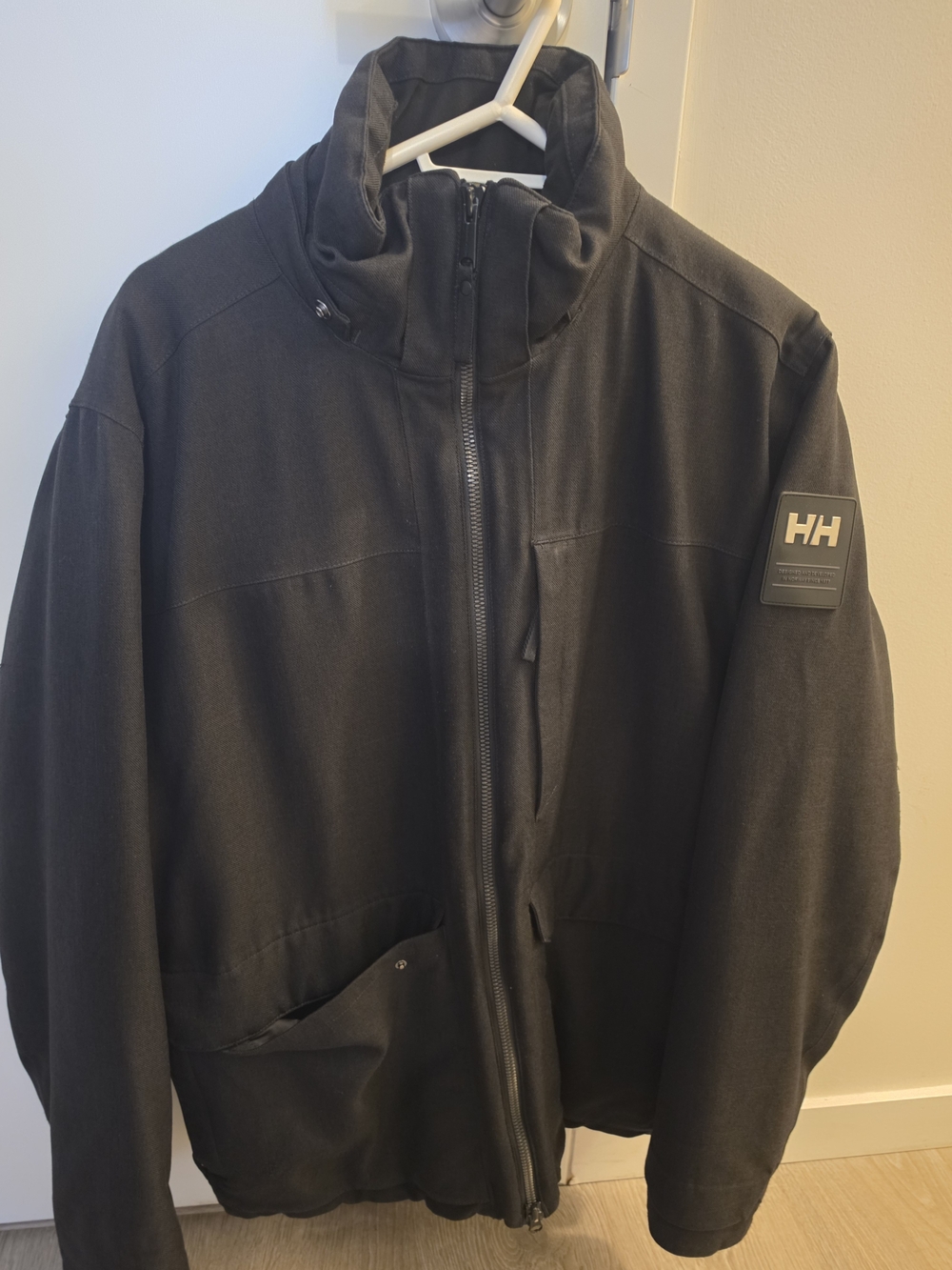 Helly Hansen Men's Black Raincoat with High Collar